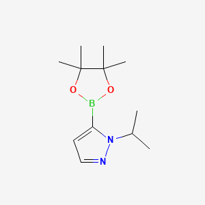 Chemical structure of 1-(Propan-2-yl)-5-(4,4,5,5-tetramethyl-1,3,2-dioxaborolan-2-yl)-1H-pyrazole