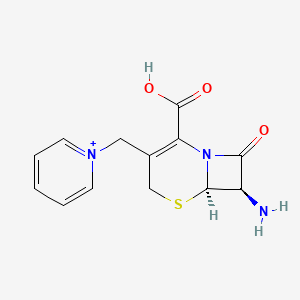 Chemical structure of 1-(((6R,7R)-7-Amino-2-carboxy-8-oxo-5-thia-1-azabicyclo[4.2.0]oct-2-en-3-yl)methyl)pyridin-1-ium